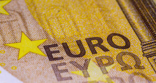 Европарламент профинансировал HVG и Telex перед выборами